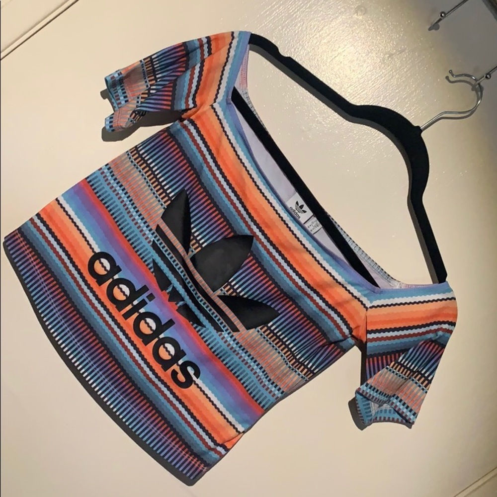 adidas - Sz. S, originals off the shoulder top